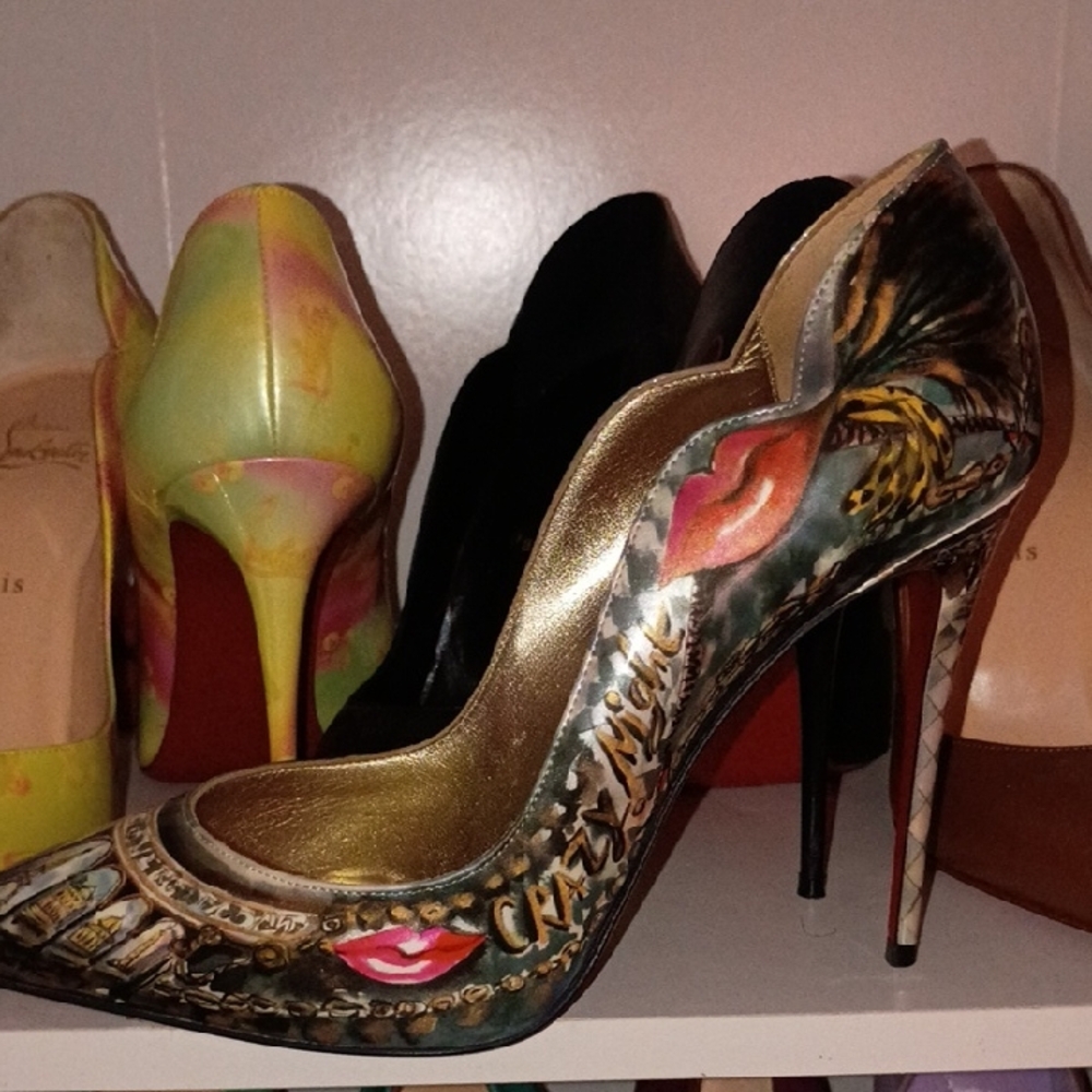 RARE Cabaraparis Edition Limited Paris Edition